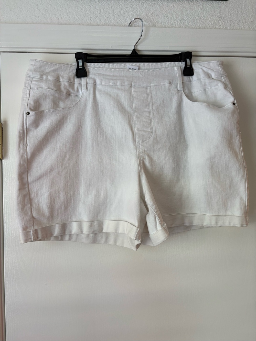 Time and Tru White Cuffed Denim Jean Shorts